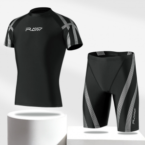 B-2Swimming suit for men